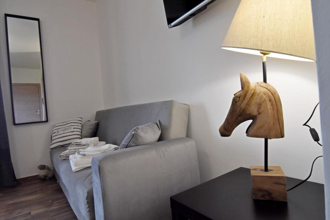 Favetto Family Ranch Bed and Breakfast Rueglio Εξωτερικό φωτογραφία
