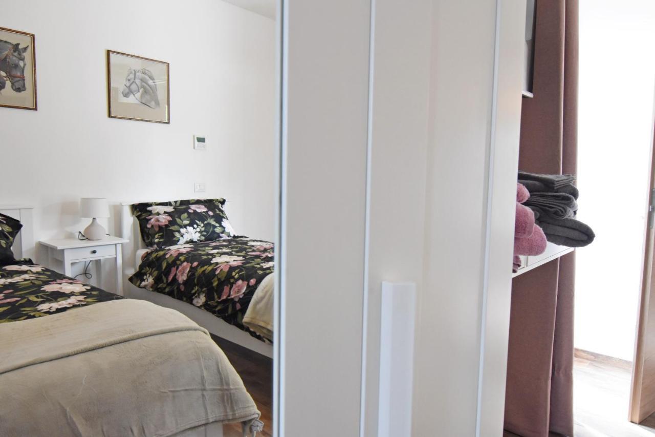 Favetto Family Ranch Bed and Breakfast Rueglio Εξωτερικό φωτογραφία
