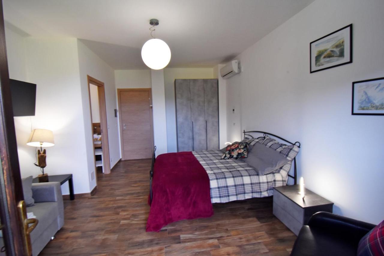 Favetto Family Ranch Bed and Breakfast Rueglio Εξωτερικό φωτογραφία