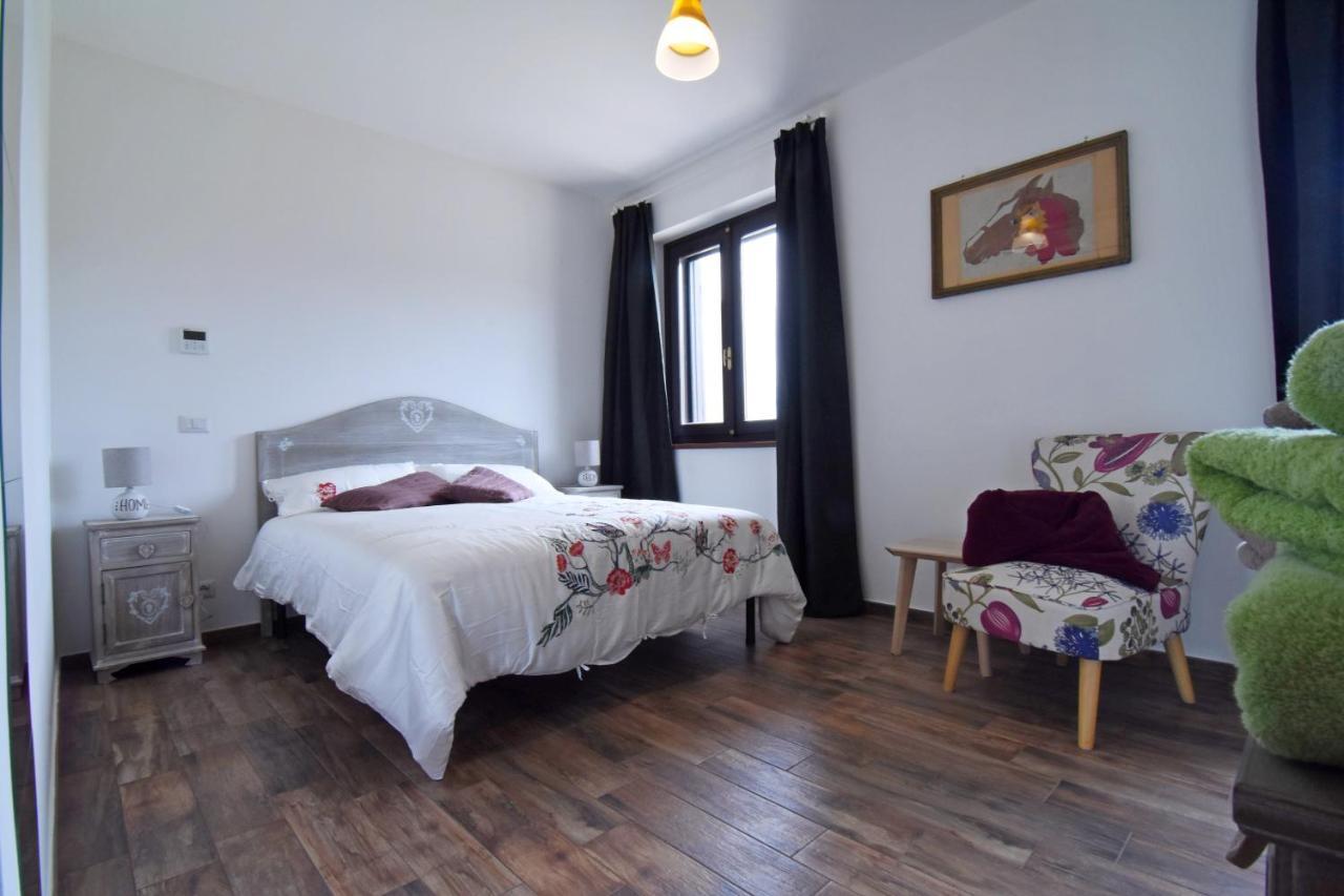 Favetto Family Ranch Bed and Breakfast Rueglio Εξωτερικό φωτογραφία