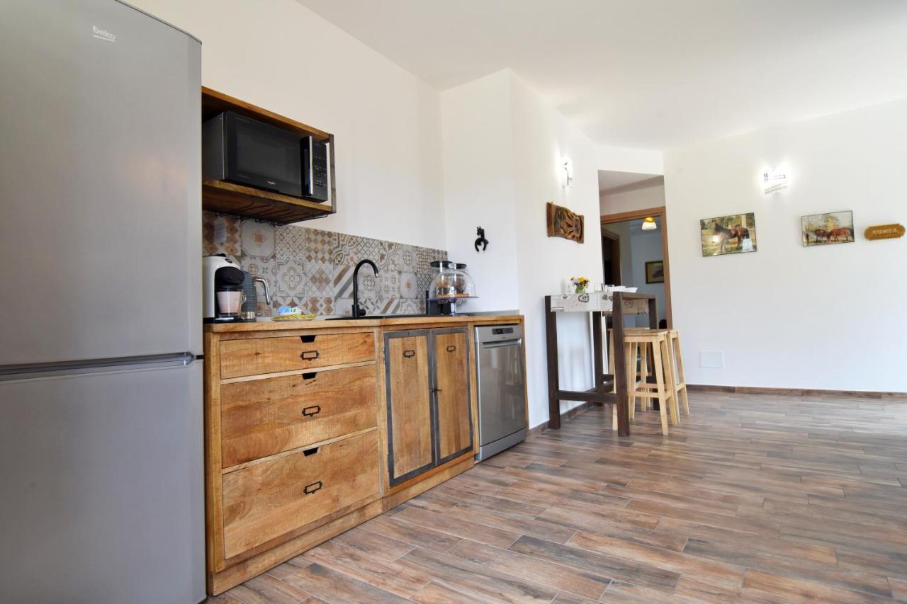 Favetto Family Ranch Bed and Breakfast Rueglio Εξωτερικό φωτογραφία